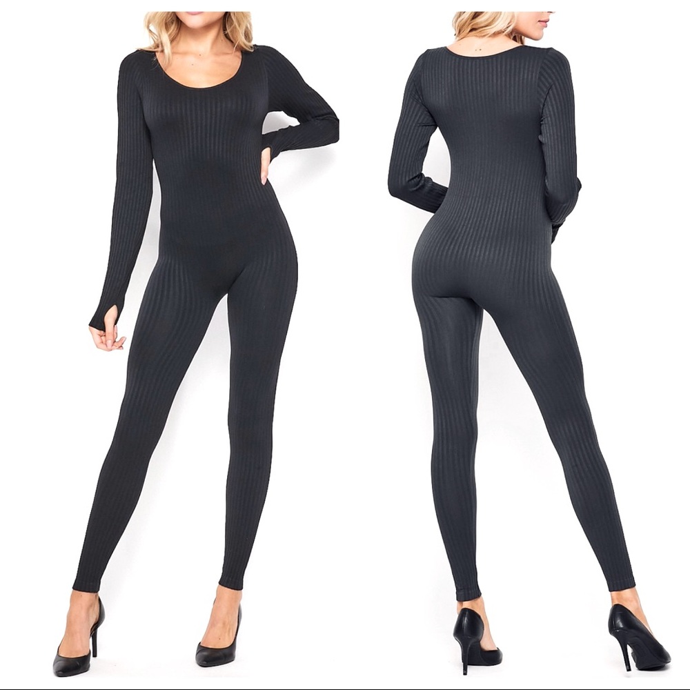 Black Fabulous Solid Ribbed Round Neck jumpsuit - Picture 1 of 1